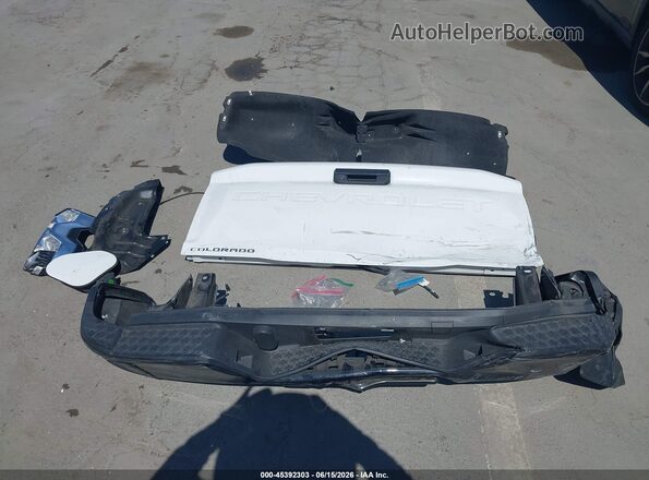 1GCGSBEC6R1219754 2024 CHEVROLET COLORADO White Սարքավորումների վահանակի տեսք