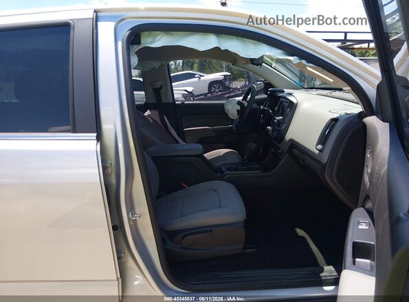 1GCGSBEN7H1161802 2017 CHEVROLET COLORADO Silver Front interior view