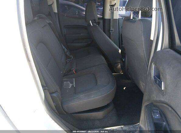 1GCGSCEN8J1311654 2018 CHEVROLET COLORADO Белый Вид наклейки с VIN-кодом