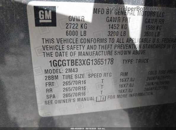 1GCGTBE3XG1365178 2016 CHEVROLET COLORADO Gray Widok komory silnika