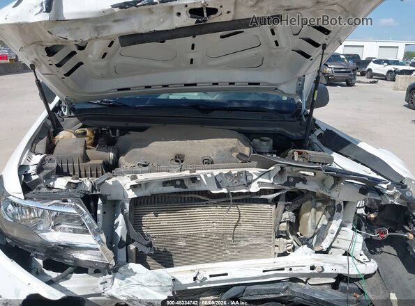 1GCGTBEN5K1131668 2019 CHEVROLET COLORADO White Widok z tyłu