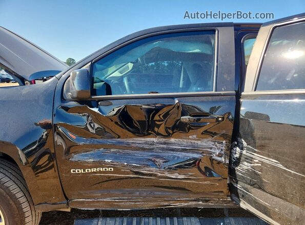 1GCGTBEN7H1213166 2017 CHEVROLET COLORADO Черный Вид салона спереди