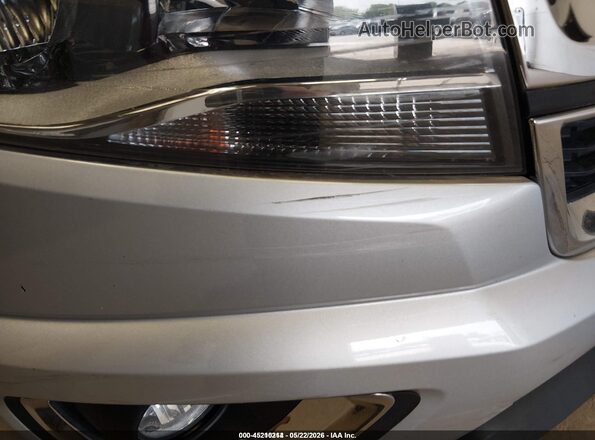 1GCGTCEN3J1272971 2018 CHEVROLET COLORADO Silver 
