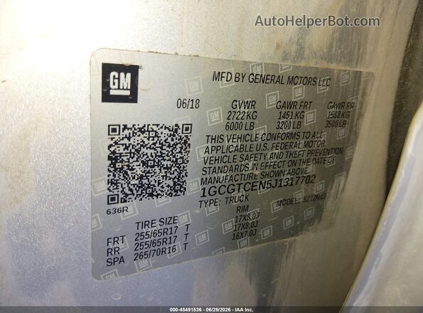 1GCGTCEN5J1317702 2018 CHEVROLET COLORADO Серебряный Вид подкапотного пространства