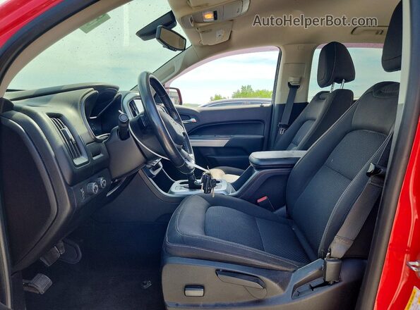 1GCGTCEN6J1102183 2018 CHEVROLET COLORADO Red Widok wnętrza z przodu
