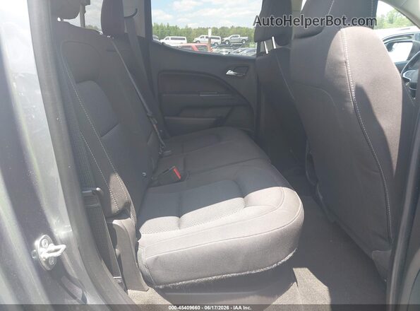1GCGTCEN6J1151545 2018 CHEVROLET COLORADO Silver VIN კოდის სტიკერის ხედი