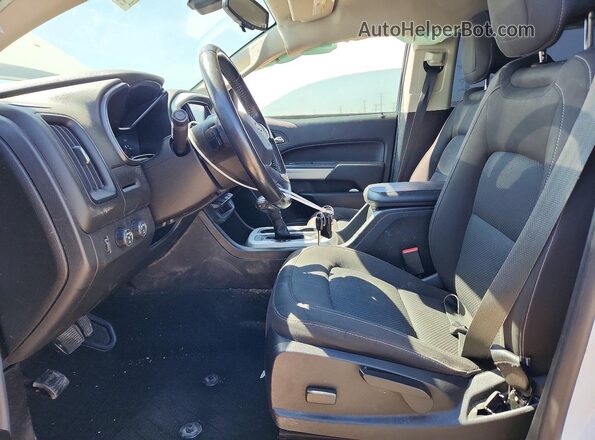 1GCGTCENXJ1189795 2018 CHEVROLET COLORADO White Սալոնի դիմացի տեսք