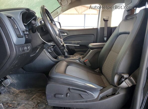1GCGTDEN0J1306743 2018 CHEVROLET COLORADO Черный Вид салона спереди