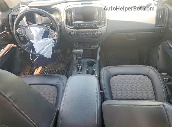 1GCGTDEN6H1244002 2017 CHEVROLET COLORADO Silver Widok deski rozdzielczej