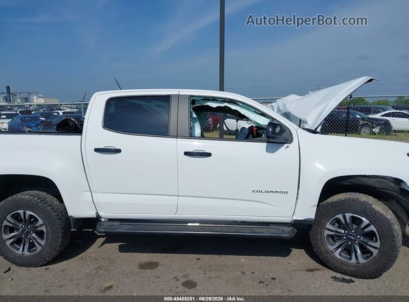 1GCGTDEN7N1298808 2022 CHEVROLET COLORADO White Widok wnętrza 360 stopni