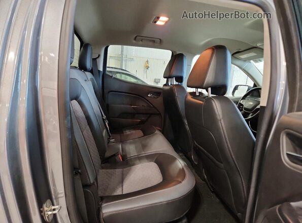 1GCGTDEN8J1201674 2018 CHEVROLET COLORADO Charcoal Widok tylnych siedzeń