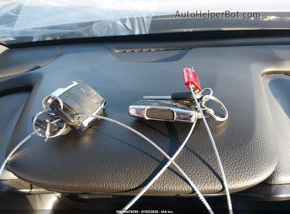 1GCGTDEN9J1173044 2018 CHEVROLET COLORADO Серебряный Вид панели приборов