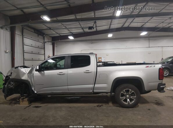 1GCGTDEN9J1173044 2018 CHEVROLET COLORADO Серебряный Панорамный вид салона 360°
