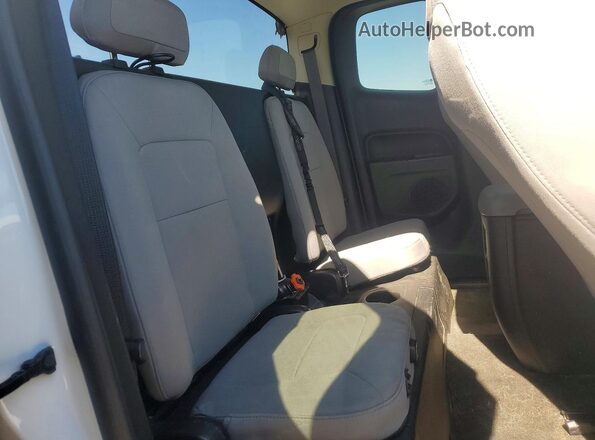 1GCHSBEAXH1275455 2017 CHEVROLET COLORADO White Widok tylnych siedzeń