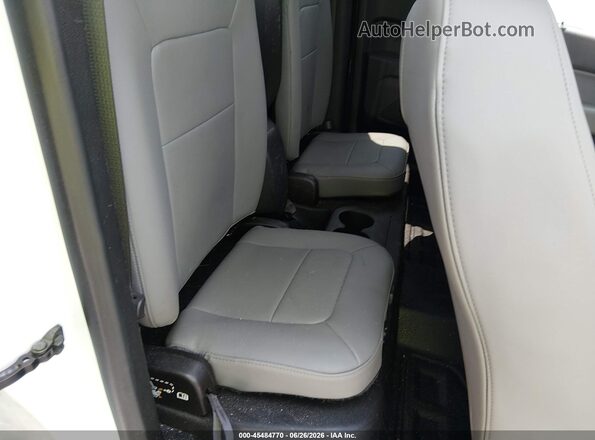1GCHSBEN2J1133688 2018 CHEVROLET COLORADO White VIN კოდის სტიკერის ხედი