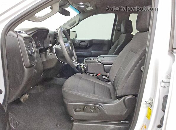 1GCPABEK9RZ117229 2024 CHEVROLET SILVERADO White წინა სალონის ხედი