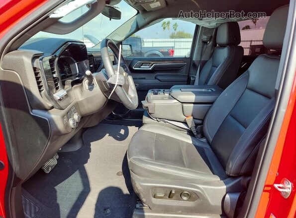 1GCPACEK5RZ245411 2024 CHEVROLET SILVERADO Красный Вид салона спереди