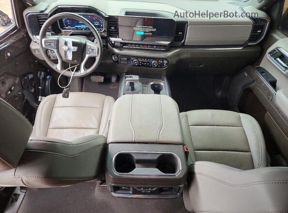 1GCPAEE81RZ184638 2024 CHEVROLET SILVERADO Черный 
