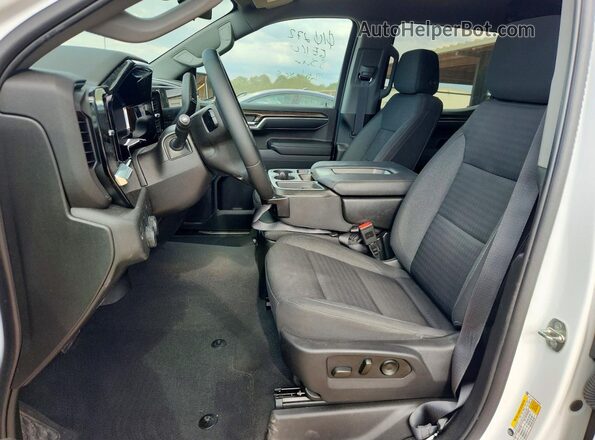 1GCPDDEK0PZ190702 2023 CHEVROLET SILVERADO White Widok wnętrza z przodu