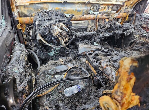 1GCPDDEK7NZ502799 2022 CHEVROLET SILVERADO Красный Вид панели приборов