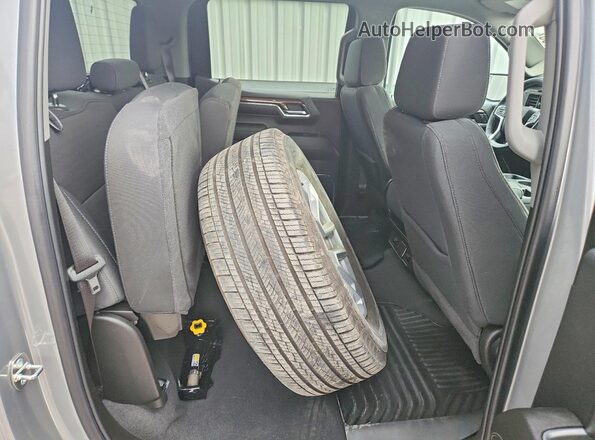 1GCPDKEKXRZ207433 2024 CHEVROLET SILVERADO Silver Հետևի նստատեղերի տեսք