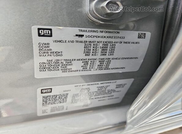 1GCPDKEKXRZ207433 2024 CHEVROLET SILVERADO Silver VIN կոդի պիտակի տեսք
