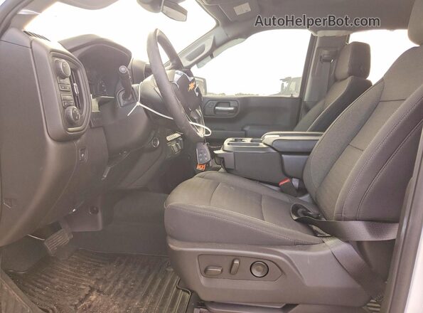 1GCPKBEK7SZ299967 2025 CHEVROLET SILVERADO Белый Вид салона спереди
