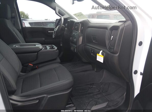 1GCPKBEKXTZ102887 2026 CHEVROLET SILVERADO Белый Вид салона спереди