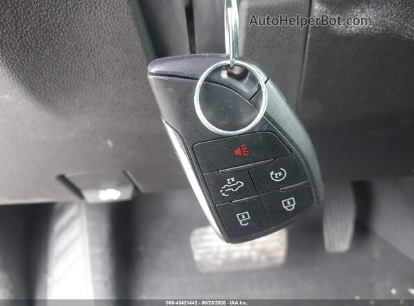 1GCPKKEK8SZ299749 2025 CHEVROLET SILVERADO Black Widok deski rozdzielczej