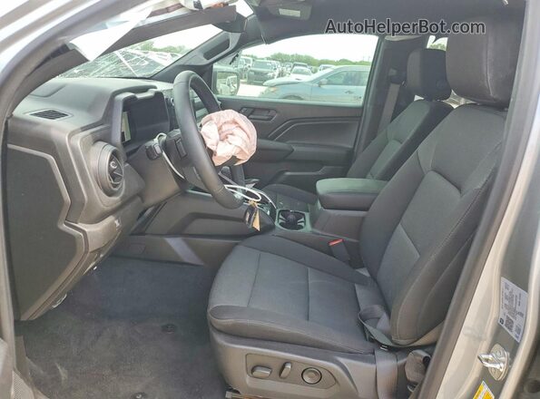 1GCPSBEK4T1120770 2026 CHEVROLET COLORADO Gray Սալոնի դիմացի տեսք