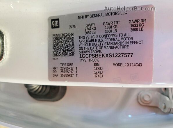 1GCPSBEKXS1227577 2025 CHEVROLET COLORADO White Вид підкапотного простору