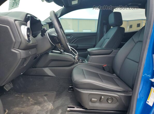 1GCPSCEK0R1123650 2024 CHEVROLET COLORADO Blue Вид салону спереду