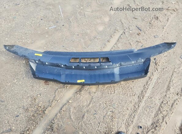1GCPSCEKXT1206803 2026 CHEVROLET COLORADO White Widok komory silnika
