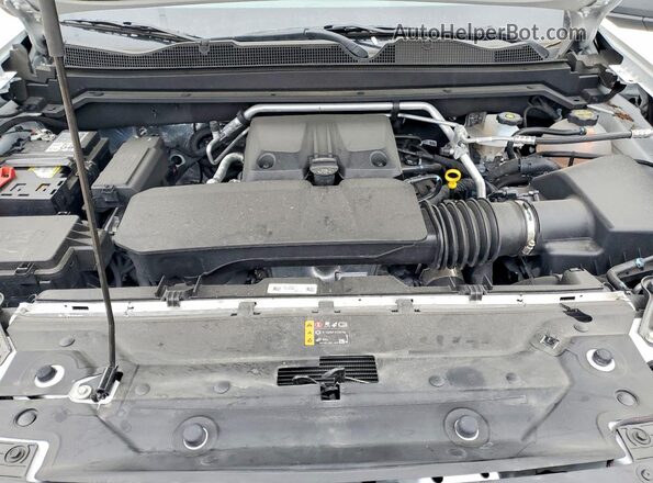 1GCPTBEK7S1147537 2025 CHEVROLET COLORADO White უკანა სალონის ხედი