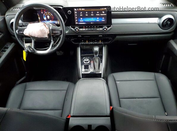 1GCPTCEK0P1134366 2023 CHEVROLET COLORADO Красный Вид панели приборов