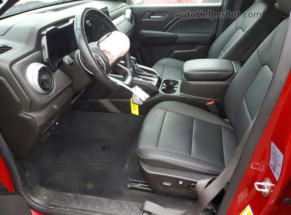 1GCPTCEK0P1134366 2023 CHEVROLET COLORADO Красный Вид салона спереди