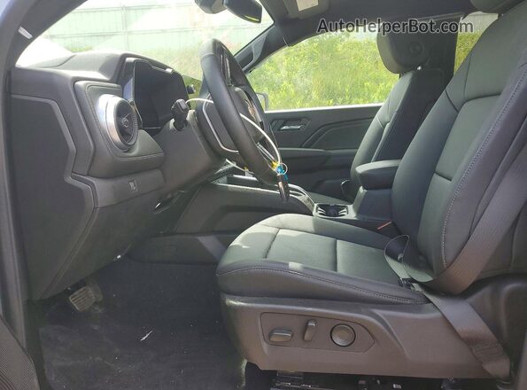 1GCPTCEK4S1225987 2025 CHEVROLET COLORADO Gray Front interior view