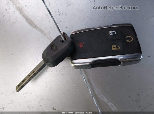 1GCPTDE10J1133383 2018 CHEVROLET COLORADO Silver Dashboard view