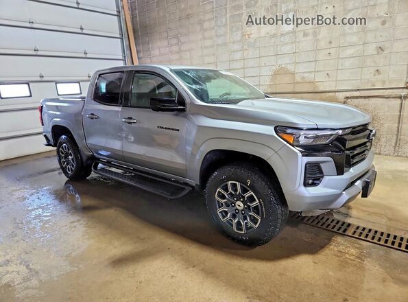 1GCPTDEK7P1136279 2023 CHEVROLET COLORADO Gray Przód prawy
