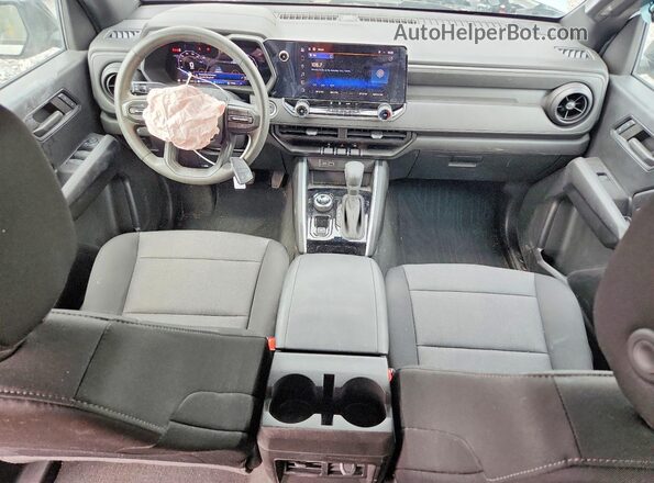 1GCPTEEK0R1128808 2024 CHEVROLET COLORADO Gray წინა პანელის ხედი