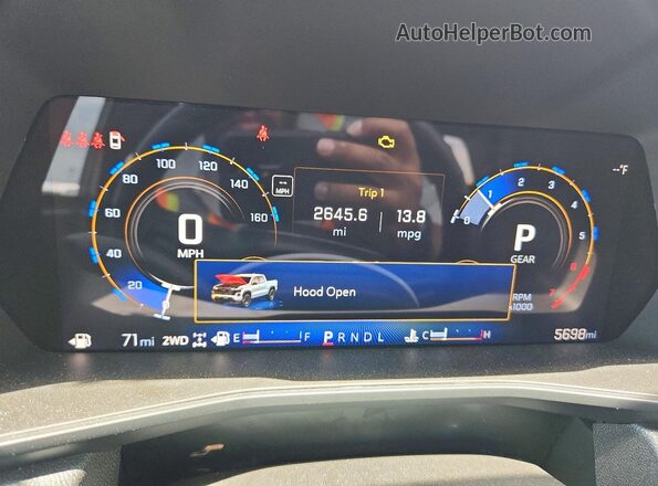 1GCPTEEK3S1182898 2025 CHEVROLET COLORADO Gray Widok zestawu wskaźników