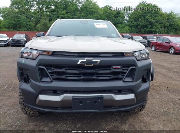1GCPTEEK3T1170543 2026 CHEVROLET COLORADO Cream ხელსაწყოთა პანელის ხედი