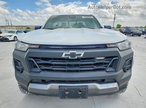 1GCPTEEK5S1174768 2025 CHEVROLET COLORADO White წინა ხედი