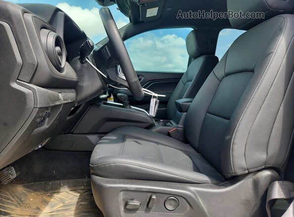 1GCPTEEK5S1174768 2025 CHEVROLET COLORADO White წინა სალონის ხედი