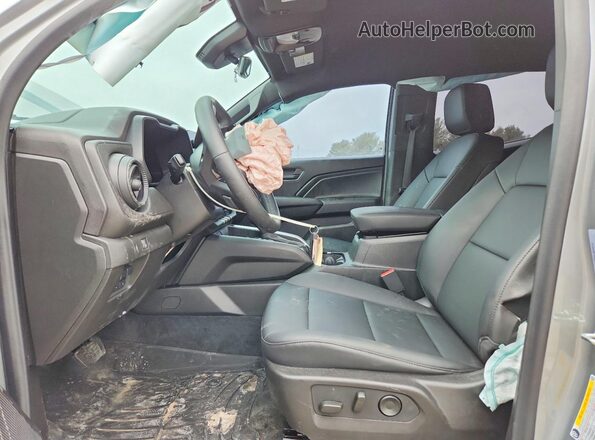 1GCPTEEK5S1230157 2025 CHEVROLET COLORADO Gray წინა სალონის ხედი