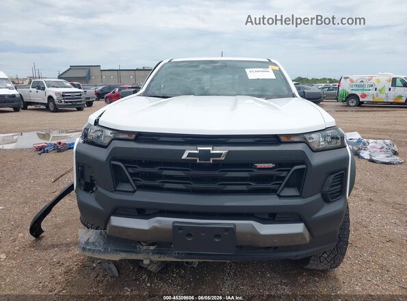 1GCPTEEK9R1304030 2024 CHEVROLET COLORADO Белый Вид панели приборов