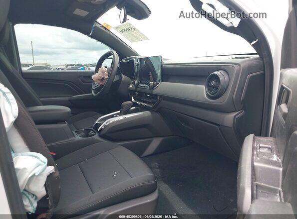 1GCPTEEK9R1304030 2024 CHEVROLET COLORADO Белый Вид салона спереди