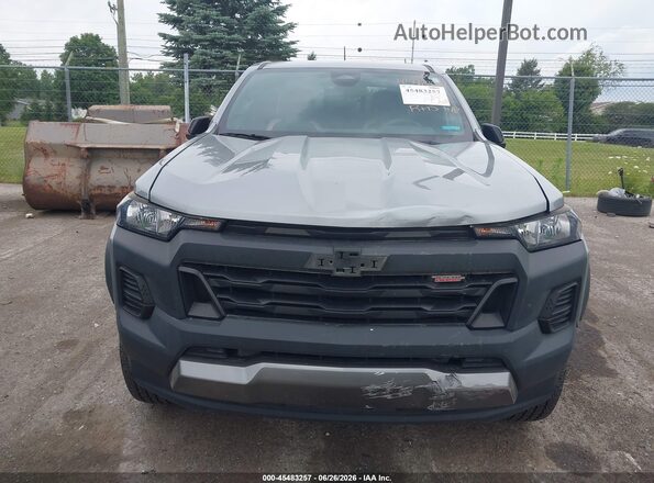 1GCPTEEKXR1195786 2024 CHEVROLET COLORADO Серебряный Вид задней части салона