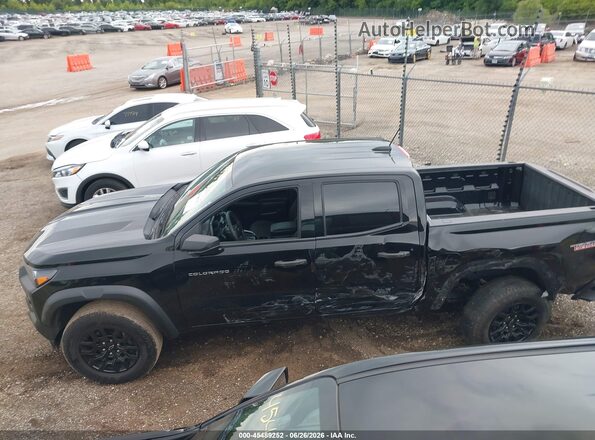 1GCPTEEKXR1215325 2024 CHEVROLET COLORADO Black Widok wnętrza 360 stopni