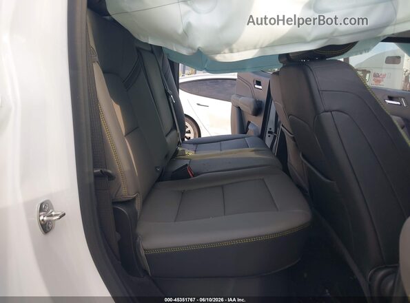 1GCPTFEK3T1227488 2026 CHEVROLET COLORADO White Vista de la etiqueta del VIN